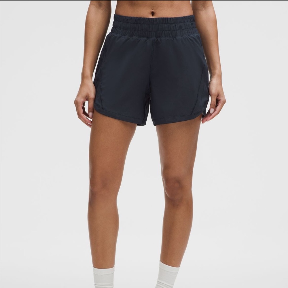 Lululemon Track that high rise shorts 5”
